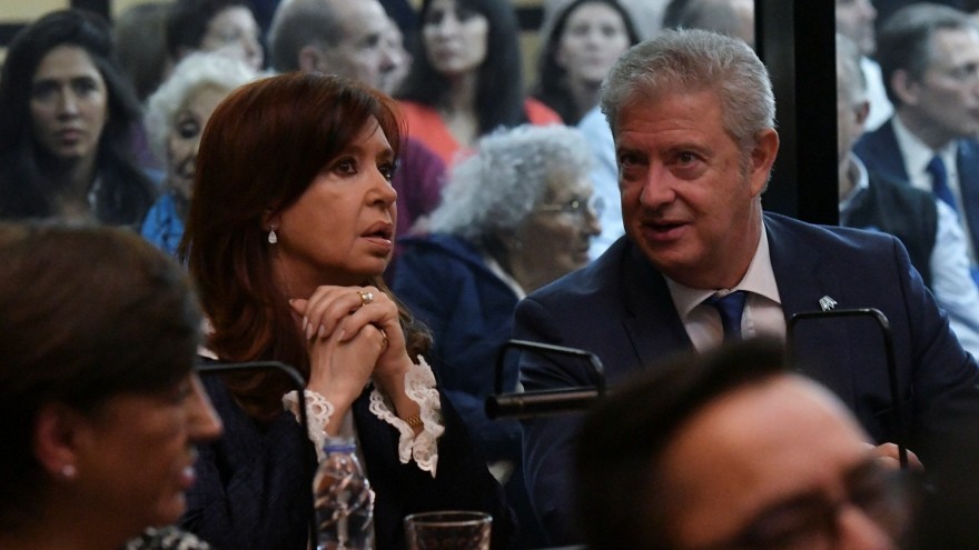 Abogado de Cristina advirtió que "la gente no va a permitir" que vaya presa