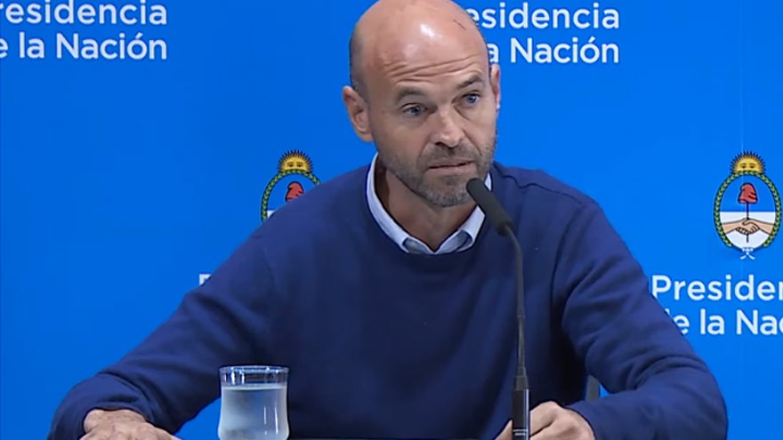 Por medida judicial, Dietrich está analizando la continuidad de las obras del aeropuerto de El Palomar