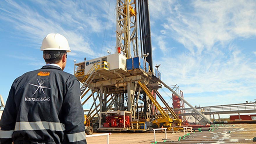 Petrolera de Galuccio sale a buscar u$s100 millones en el mercado para financiar sus planes en Vaca Muerta