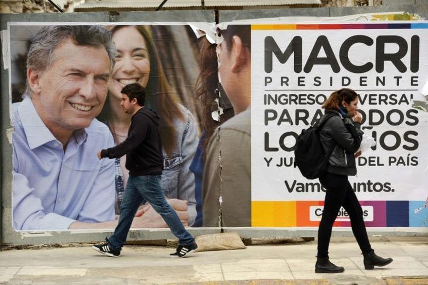 Un banquero y una empresaria agrícola lideran el ranking de aportes para la campaña electoral