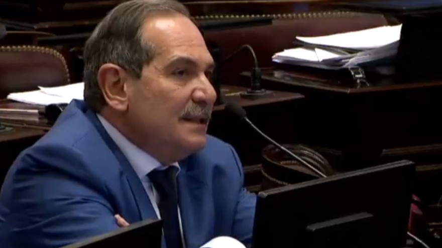 Una sobrina del senador nacional José Alperovich lo denunció por abuso sexual