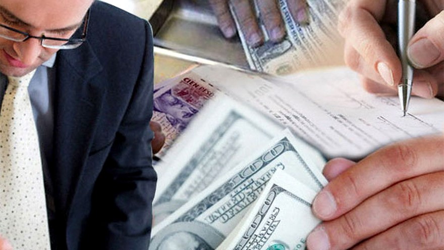 El dólar, inquieto: trepó a $60,54 y se amplió la brecha con el blue, que subió 75 centavos