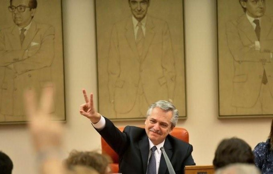 Polémica en España: denuncian que engañaron al Parlamento en la visita de Alberto Fernández