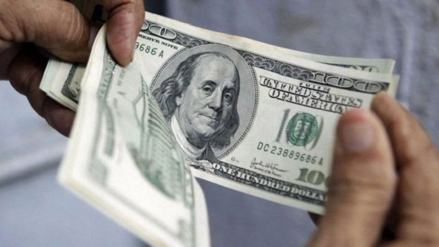 Nueva casa de cambio "inteligente": vende dólares 24-7 sin spread y al precio más barato del mercado