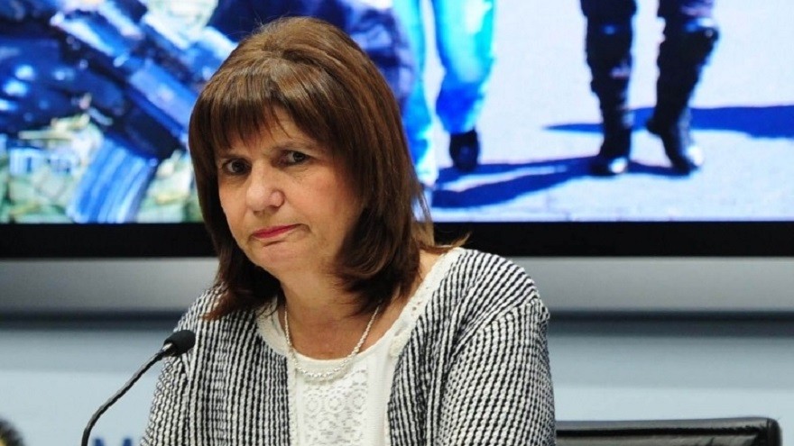 Patricia Bullrich: "El pobre para sobrevivir hace changas, es cartonero o arma un grupo de cumbia"