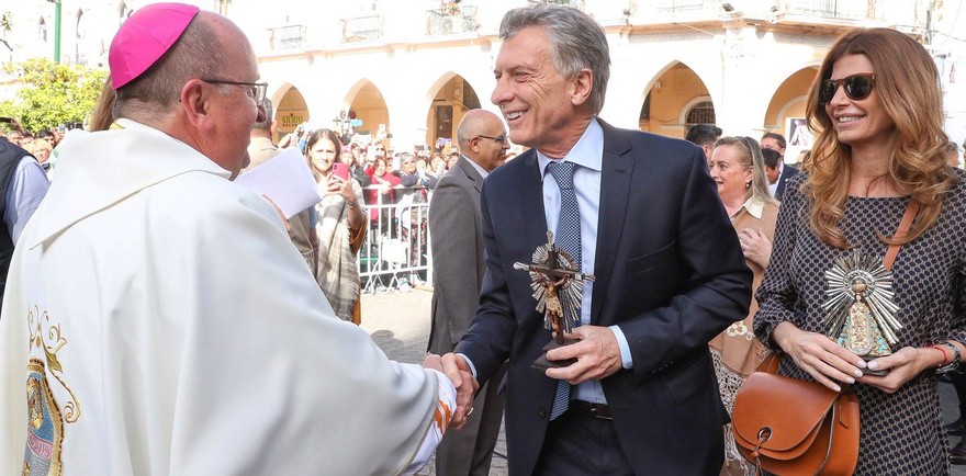Video del incómodo momento de Macri en Salta: "Mauricio, hablaste de pobreza cero, llevate el rostro de los pobres"