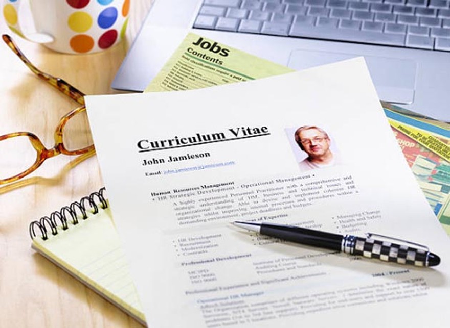 Más de 2.500 personas dejaron su currículum para 12 puestos laborales en una fábrica