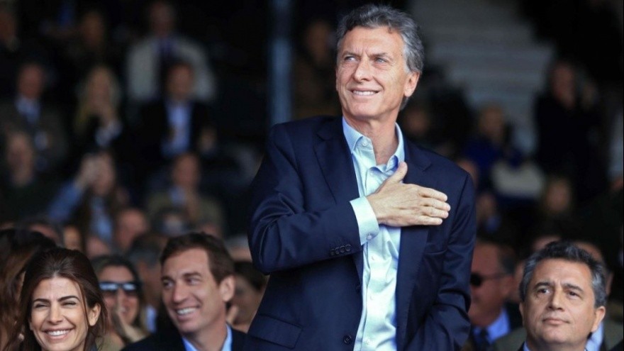 Por decreto, Macri gira $3.000 millones a las obras sociales para aliviar su crisis económica