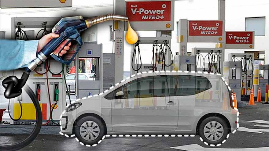 Macri oficializó la suba de impuestos a combustibles y ya estiman un nuevo aumento de naftas en diciembre