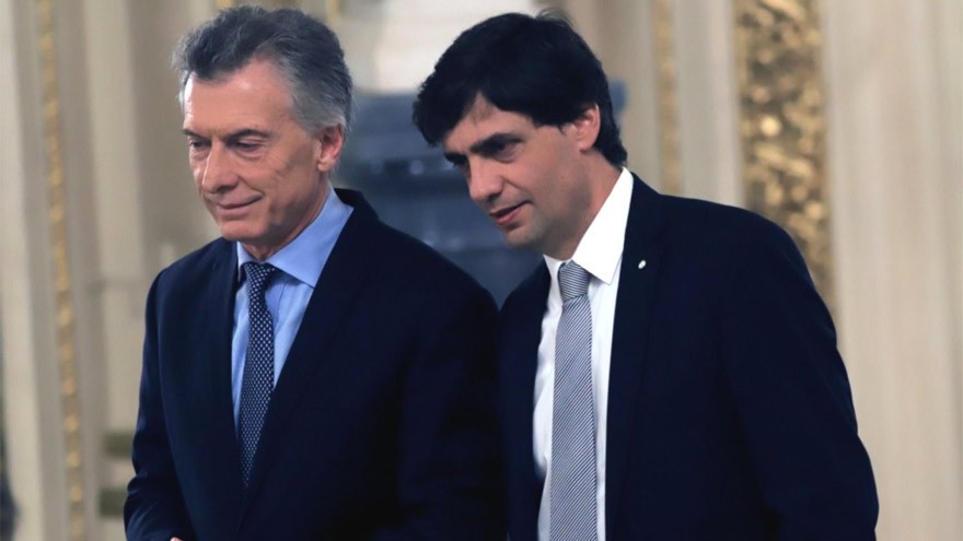 Reperfilamiento de la deuda: el proyecto abre la puerta a estirar plazos y a una quita de capital e intereses