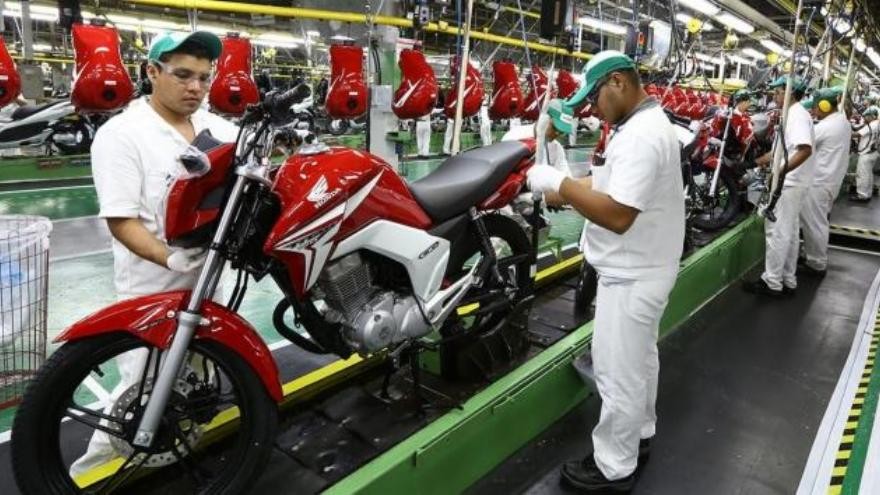 Zanella frenó su producción en Caseros y denuncian tercerización de trabajo
