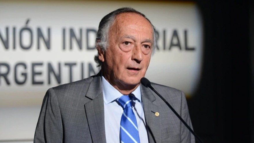 Titular de la UIA confirmó que "se viene una liberación por etapas de la cuarentena"