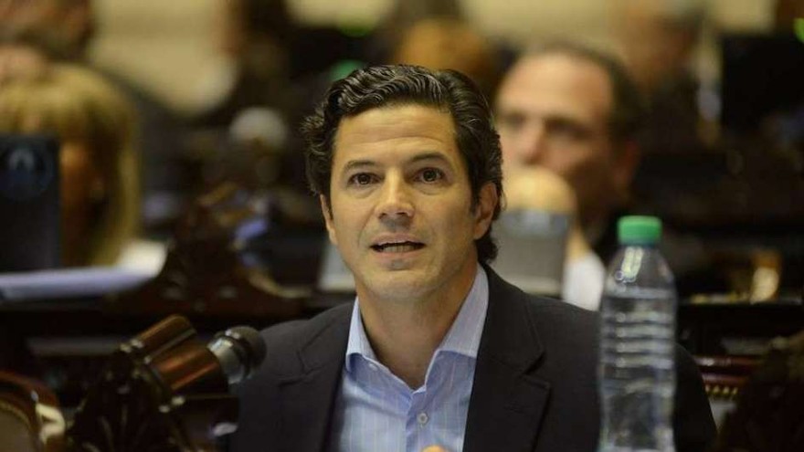 Laspina considera necesario introducir la "responsabilidad fiscal" en una reforma constitucional