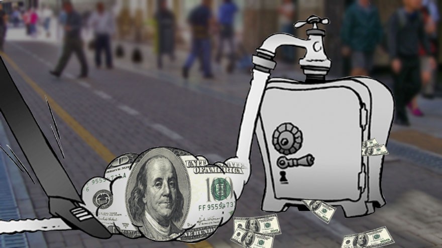 Los bancos ya se preparan para una aceleración en el retiro de depósitos en dólares