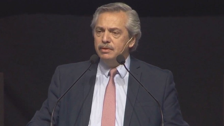 Alberto Fernández lanzó un guiño a los gremios : "Quiero terminar con la uberización de la economía"