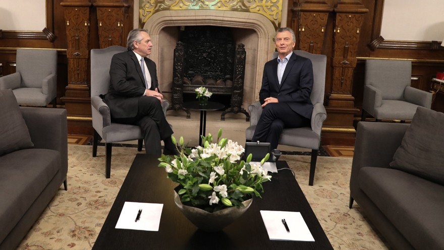 Alberto F. contó cómo fue la charla con Macri por la crisis en Bolivia: qué se dijeron