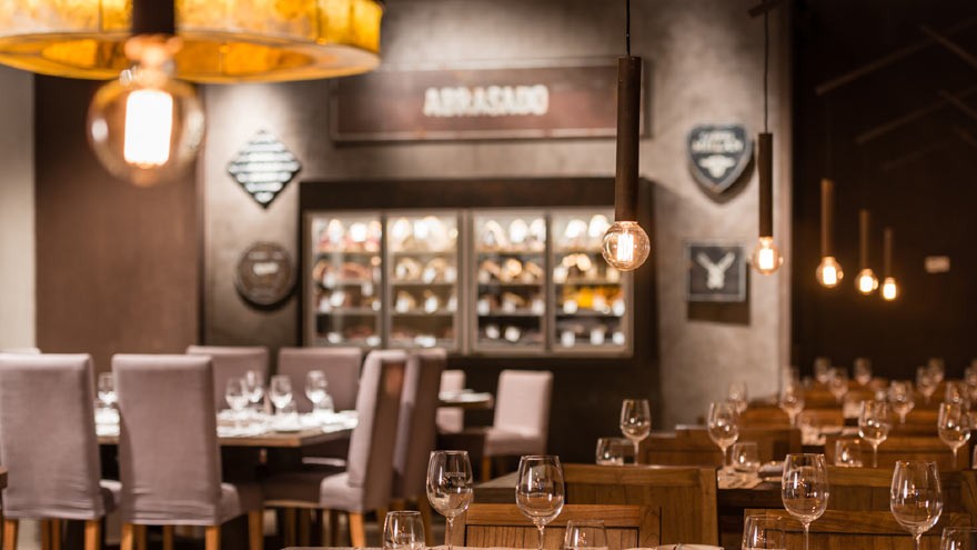 Vinos y alta gastronomía en Mendoza: así es la nueva carta de Abrasado