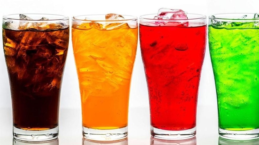 Argentina es el país que consume más bebidas azucaradas y galletitas