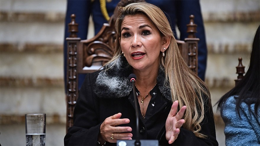 Jeanine Áñez contestó a Alberto Fernández: "No tiene información correcta sobre Bolivia"