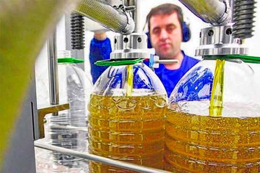 Aceiteros piden bono de $60.000 y demandan a los empresarios que no puedan pagarlo, "que lo demuestren"