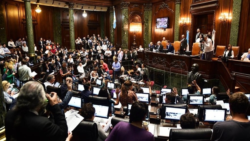 Tragedia en Ruta 2: qué dice la ley sobre los cinturones de seguridad en los micros