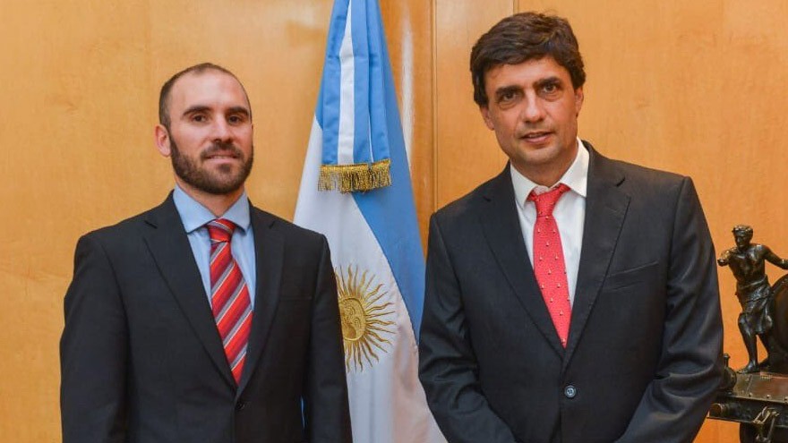 Martín Guzmán y Hernán Lacunza "contrastaron puntos de vista" en el Palacio de Hacienda