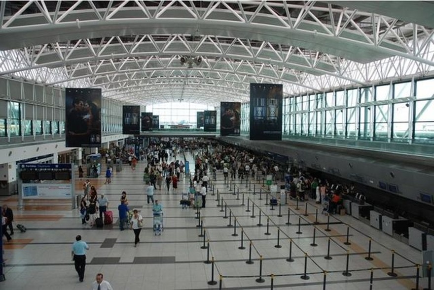 Las agencias de viaje, preocupadas por el regreso del dólar turista