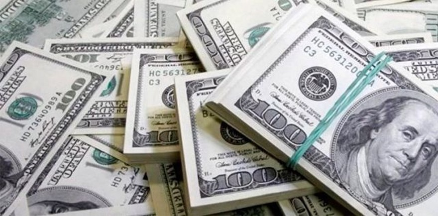 Dólar turista: cómo se aplicará el impuesto del 30 por ciento cuando se compre en cuotas