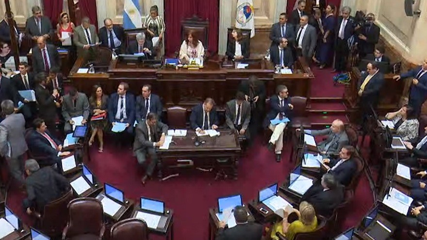 El kirchnerismo impulsa un polémico proyecto para limitar al periodismo en la publicación de causas por corrupción