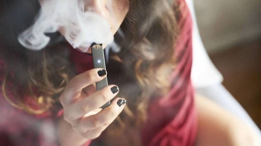 Estados Unidos subió la edad para comprar tabaco y cigarrillos electrónicos