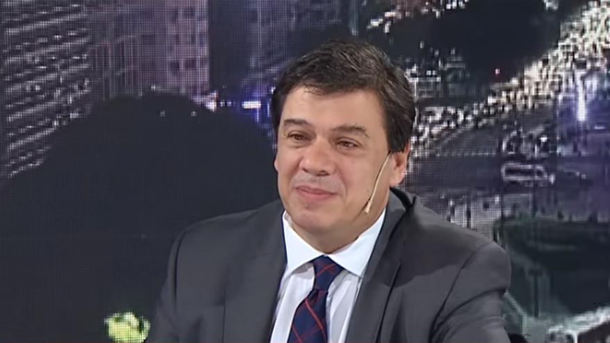 El aumento salarial a estatales se oficializará "en las próximas horas": detalles del decreto