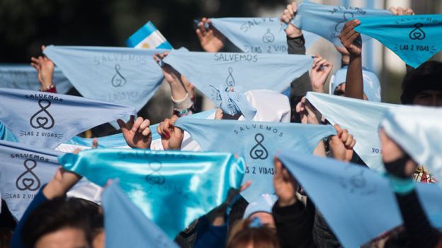 La Iglesia le responde a Alberto Fernández y convoca a una misa contra la legalización del aborto