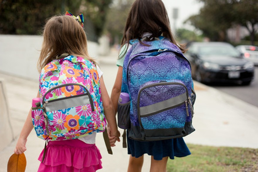 ¿Cómo retomar la rutina de horarios con niños post vacaciones?