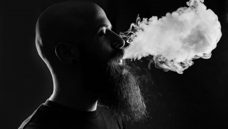 Cuáles son los riesgos del vapeo, un hábito cada día más frecuente