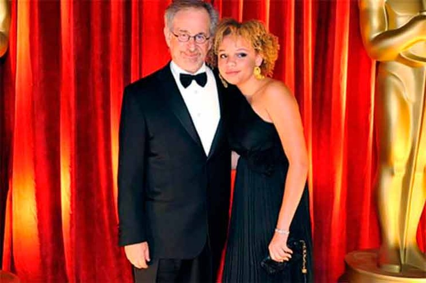 Mikaela, la actriz porno hija de Steven Spielberg, fue arrestada por violencia doméstica