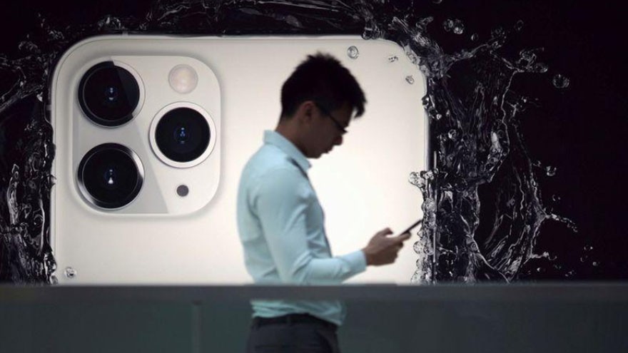 Nueve características del nuevo iPhone "más barato" que Apple lanzó en plena pandemia