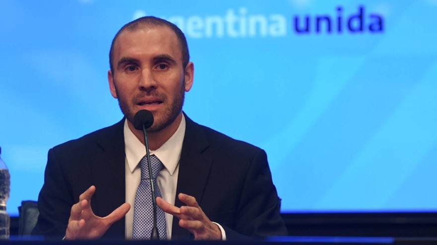 Gobierno postergó hasta 2021 el pago de bonos en dólares por u$s10.000 millones emitidos bajo ley local