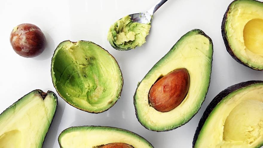 ¿Es sano comer palta?: alertan sobre un peligro inesperado