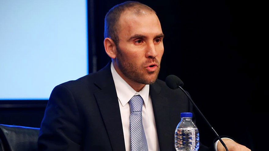 Guzmán habló ante empresarios: qué dijo sobre el cepo al dólar y las reservas