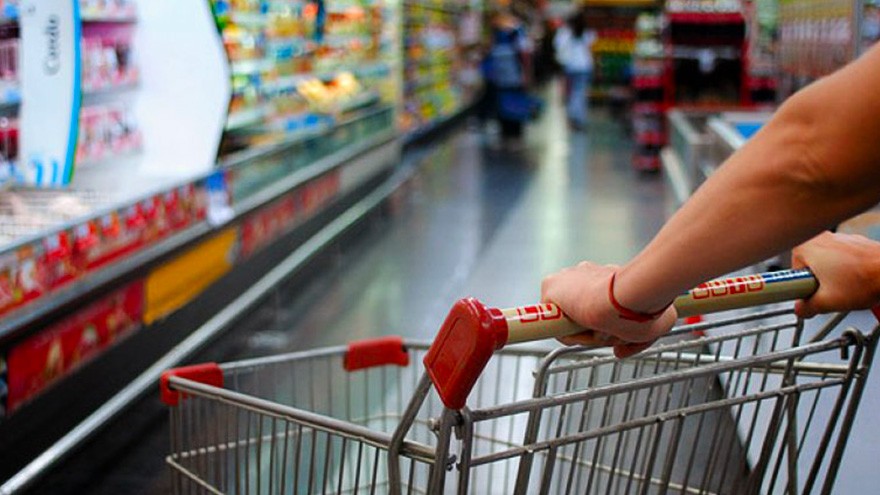 ¿Es posible pensar en una recuperación con el índice de consumo masivo de julio?