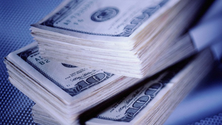 El dólar blue sorprendió con una nueva baja: qué pasó con el oficial y las cotizaciones bursátiles