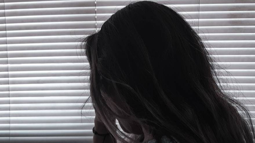 Miedo a salir de casa: cómo detectar los síntomas de la agorafobia