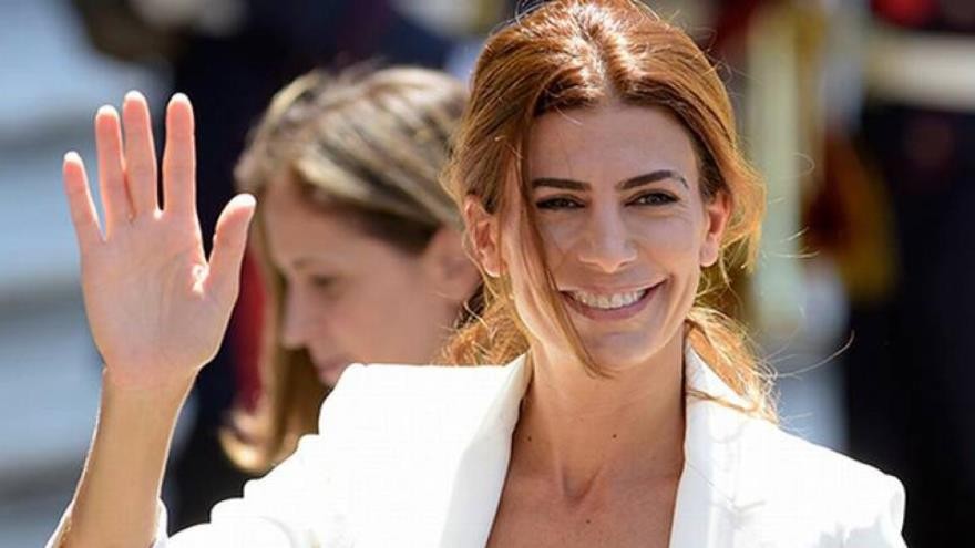 Kicillof intimó a una empresa de Juliana Awada a pagar el salario de abril