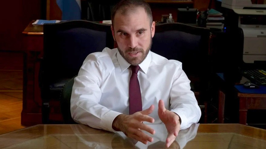 Guzmán reveló quiénes no aceptarán la oferta y lanzó una controvertida cláusula para sumar votos al canje