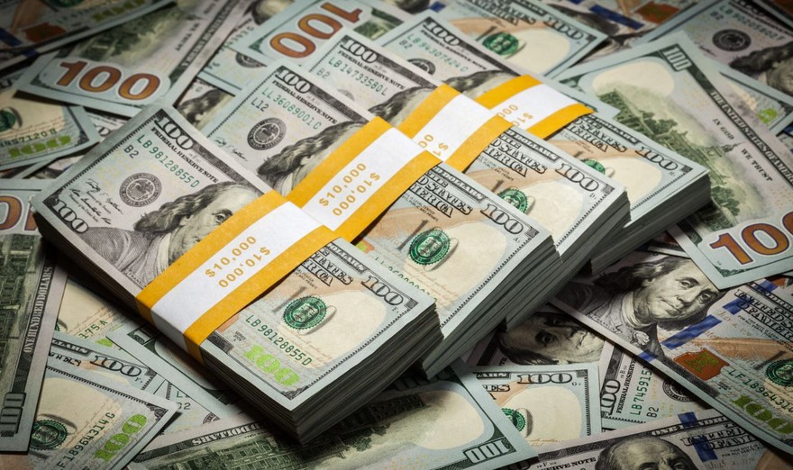 ¿Se acelera la suba del dólar?: grandes jugadores estiman al oficial en los "tres dígitos" para fin de año