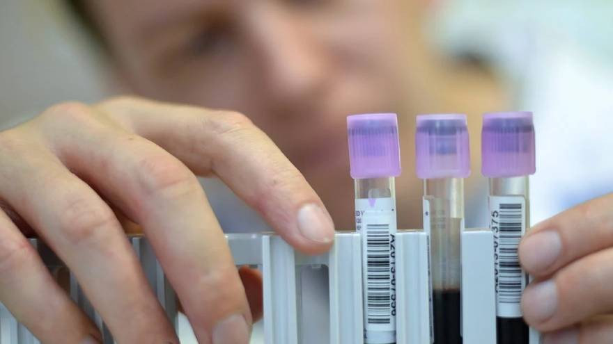 "Vendrán dos meses muy duros en el AMBA", reconoció un infectólogo asesor del Gobierno