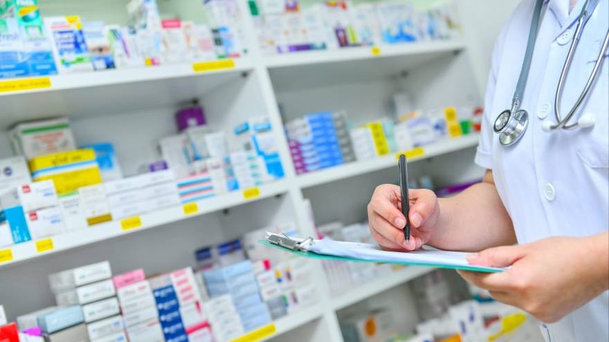 Sin "precios cuidados": ¿por qué los medicamentos fueron el rubro al que más le pegó la inflación?