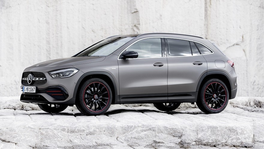 Con cambios notables y más off road, Mercedes Benz presentó la nueva GLA