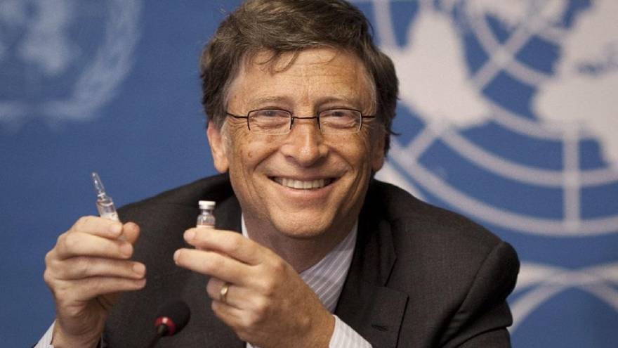 Bill Gates pone fecha para viajar con normalidad por todo el mundo