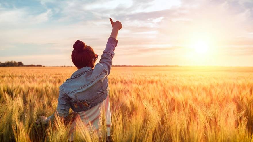 Frases de la vida cortas para WhatsApp o tus redes sociales